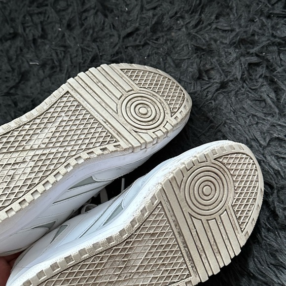 REBOOKS women size 8 - Picture 7 of 8